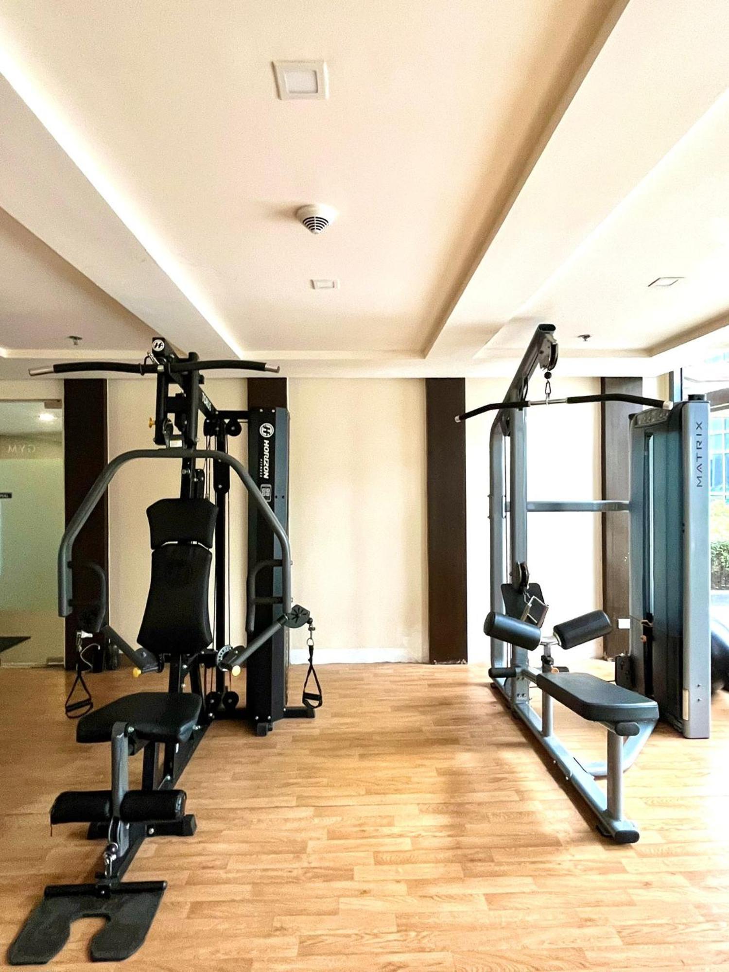 Studio At 81 Newport Boulevard Near Naia With Free Access To All Amenities Up To 2 Pax Manila Exterior photo